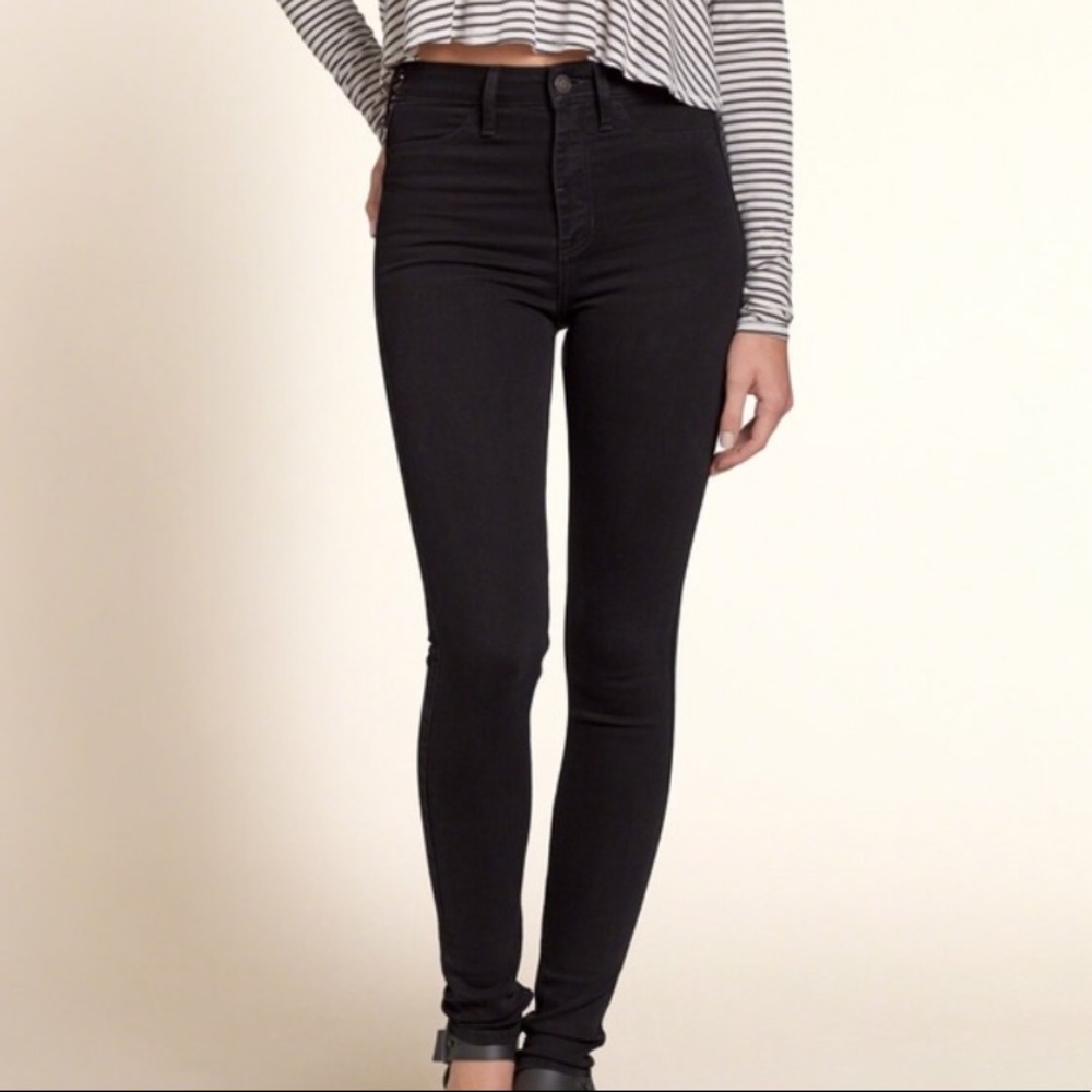 Black skinny jeans